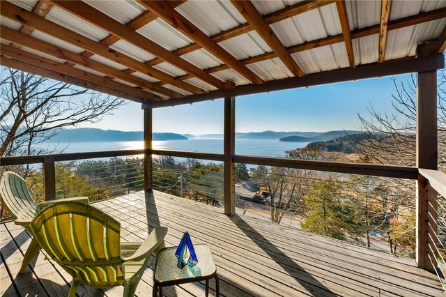 21413 Lakeview Drive, Garfield, AR 72732