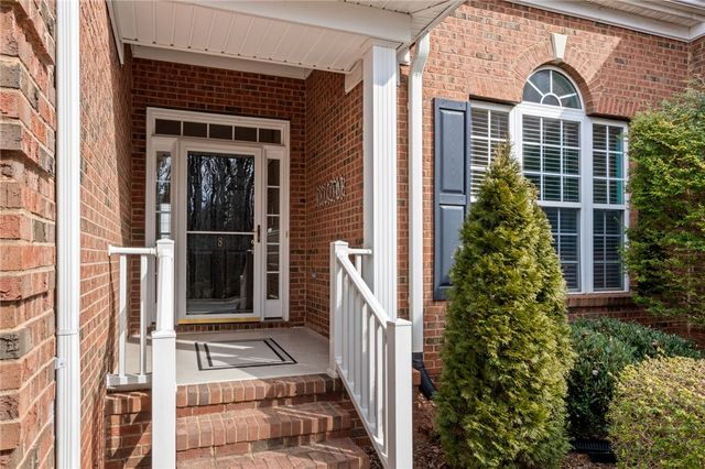 8 NORTHCLIFF Way, Greenville, SC 29617