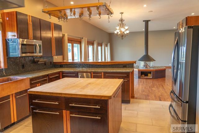 850 Hidden Estates Lane, St Anthony, ID 83445