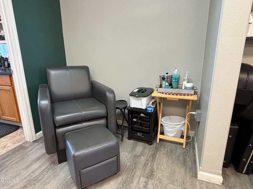 105 Main Street W, Beulah, ND 58523 photo 7