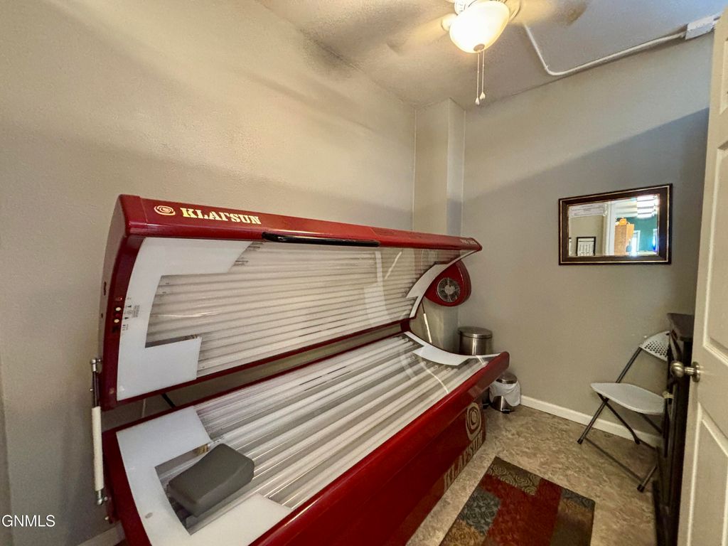 105 Main Street W, Beulah, ND 58523 photo 9