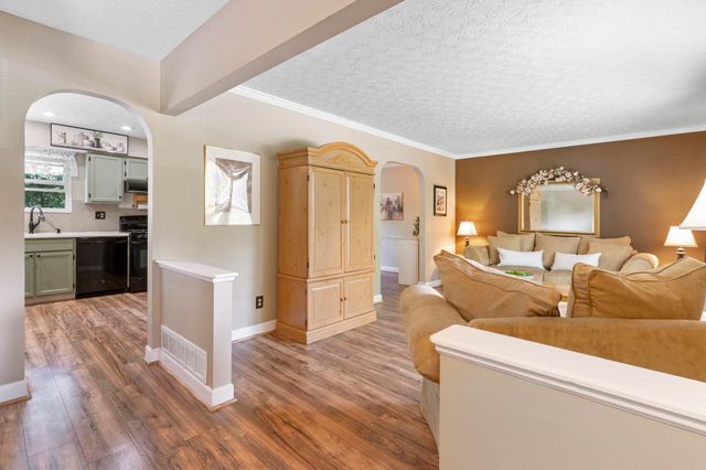 2256 Worthingwoods Boulevard, Powell, OH 43065