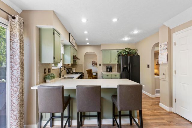 2256 Worthingwoods Boulevard, Powell, OH 43065