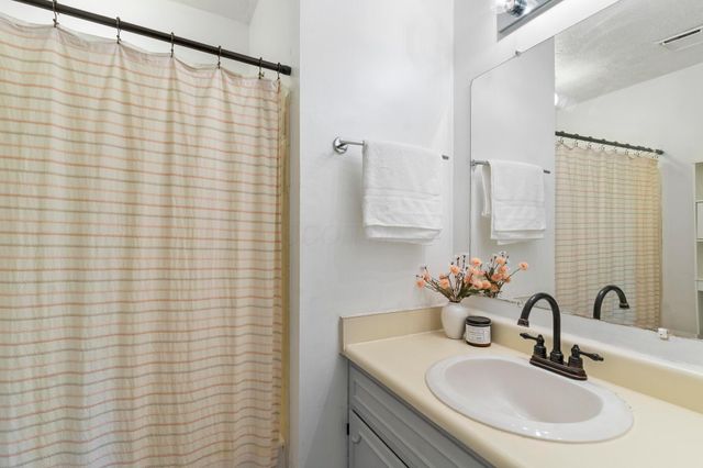2256 Worthingwoods Boulevard, Powell, OH 43065