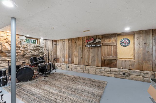2256 Worthingwoods Boulevard, Powell, OH 43065