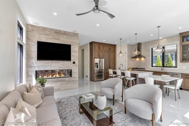751 S Bates Street, Birmingham, MI 48009