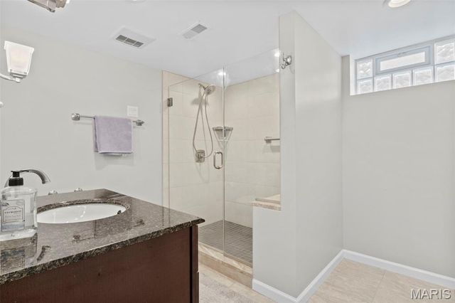 6036 Lansdowne Avenue, St Louis, MO 63109