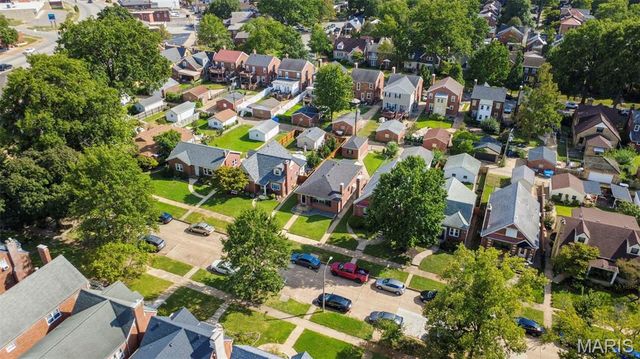 6036 Lansdowne Avenue, St Louis, MO 63109