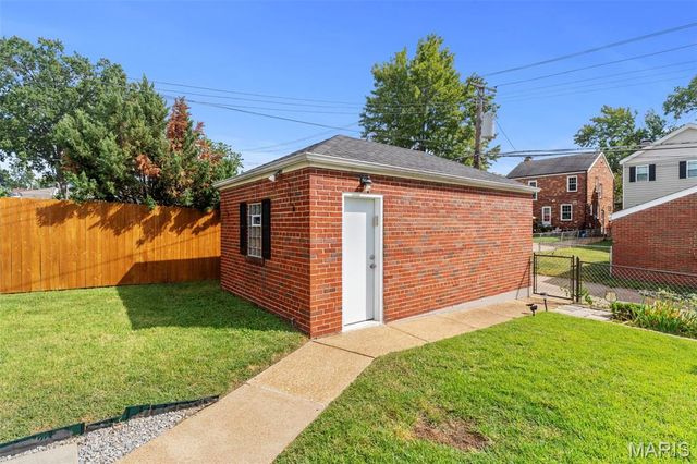 6036 Lansdowne Avenue, St Louis, MO 63109