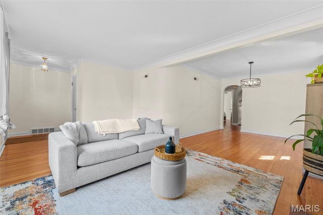6036 Lansdowne Avenue, St Louis, MO 63109