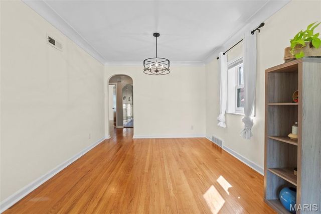 6036 Lansdowne Avenue, St Louis, MO 63109
