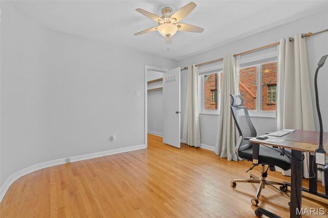 6036 Lansdowne Avenue, St Louis, MO 63109