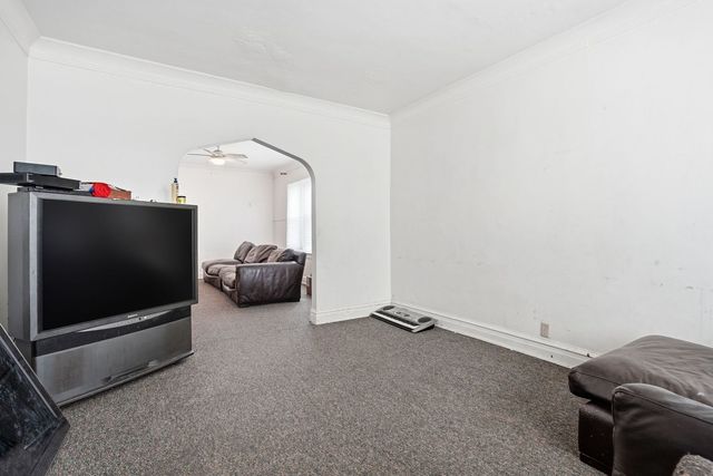 7359 S Western Avenue, Chicago, IL 60636