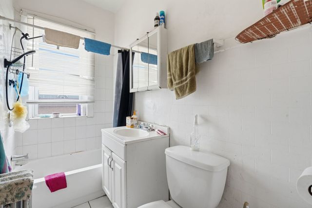 7359 S Western Avenue, Chicago, IL 60636
