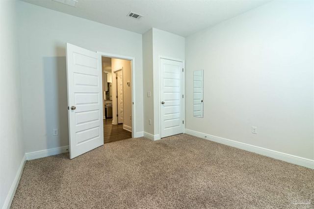 3172 Heritage Oaks Cir, Navarre, FL 32566