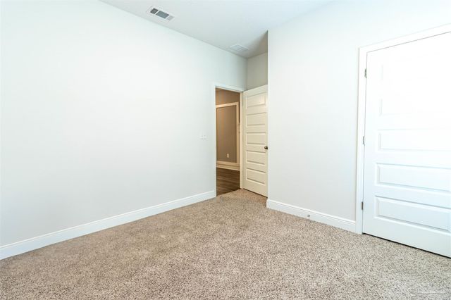 3172 Heritage Oaks Cir, Navarre, FL 32566