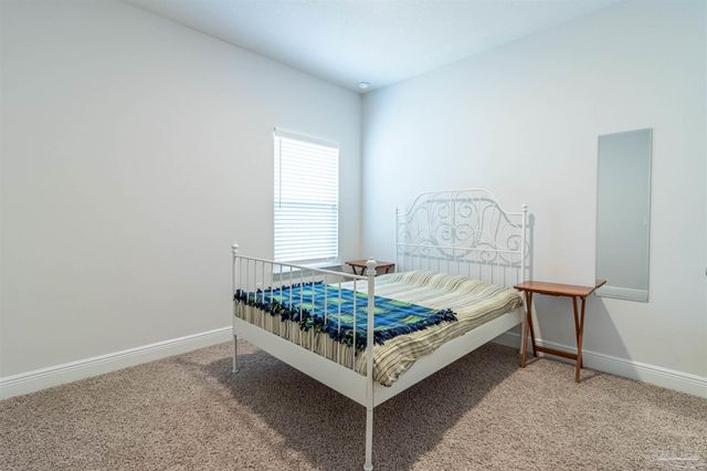 3172 Heritage Oaks Cir, Navarre, FL 32566