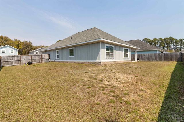 3172 Heritage Oaks Cir, Navarre, FL 32566