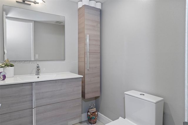 111 N BRINY AVE PH11, Pompano Beach, FL 33062
