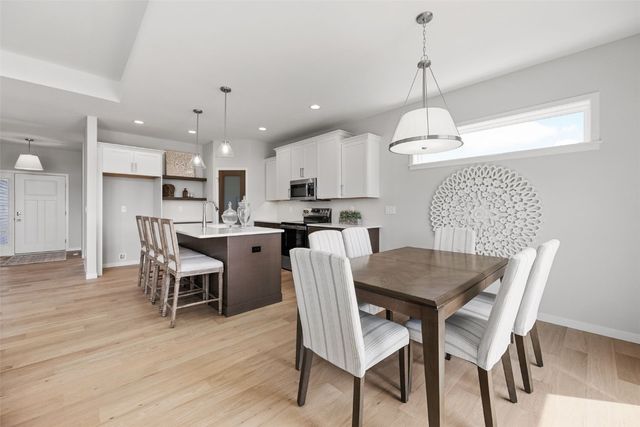 332 Quiver Court, Marion, IA 52302