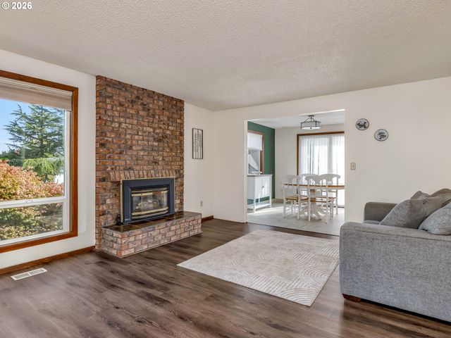 2905 Sw REDFERN Pl, Gresham, OR 97080