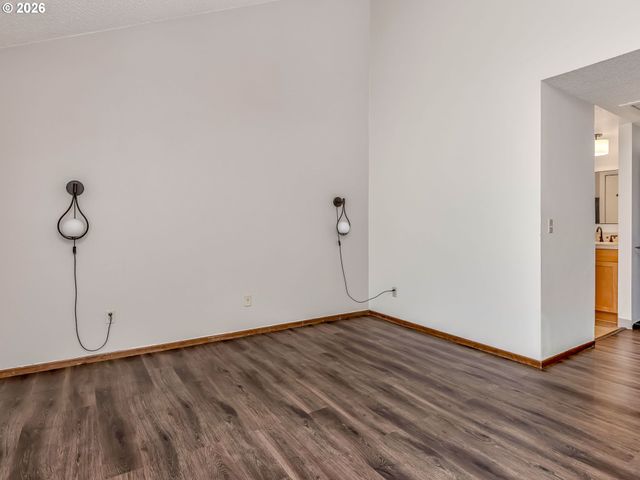 2905 Sw REDFERN Pl, Gresham, OR 97080