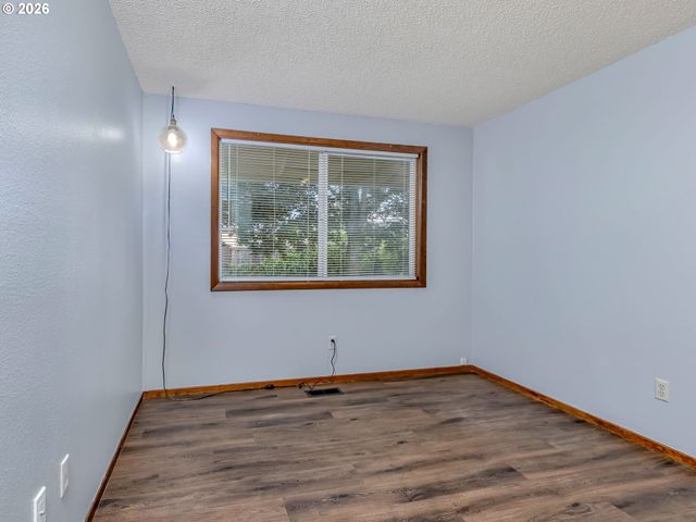 2905 Sw REDFERN Pl, Gresham, OR 97080