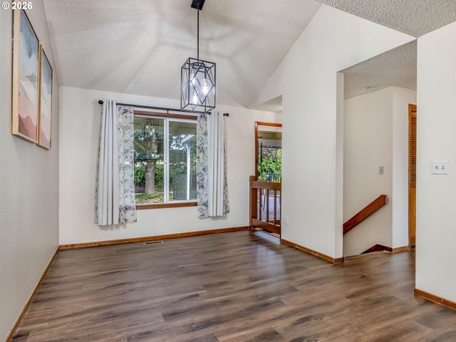 2905 Sw REDFERN Pl, Gresham, OR 97080