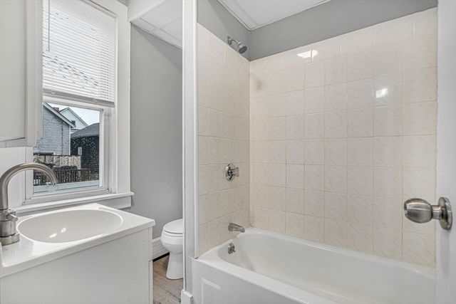 118 Maxfield Street 1, New Bedford, MA 02740