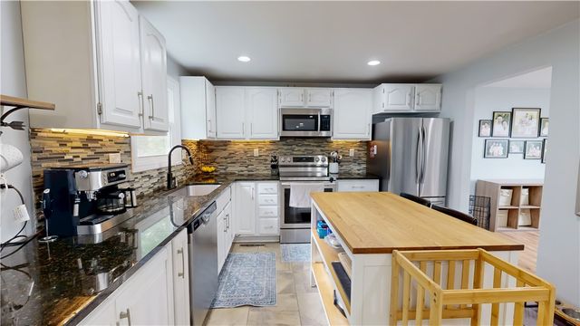 2610 Old National Pike, N Franklin Twp, PA 15301