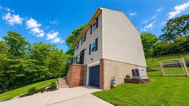 2610 Old National Pike, N Franklin Twp, PA 15301
