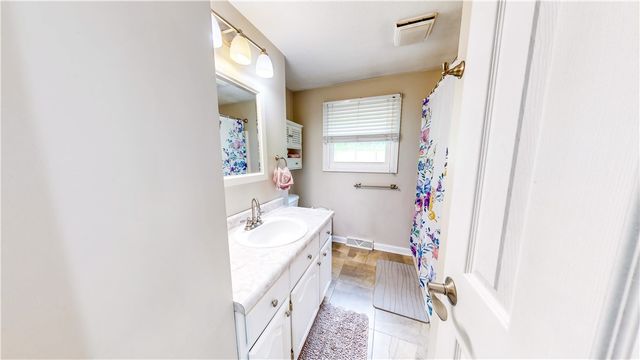 2610 Old National Pike, N Franklin Twp, PA 15301