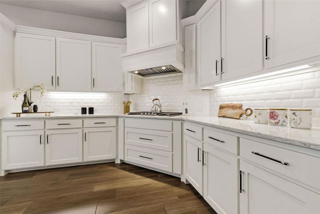 10404 Smarty Jones Street, Frisco, TX 75035