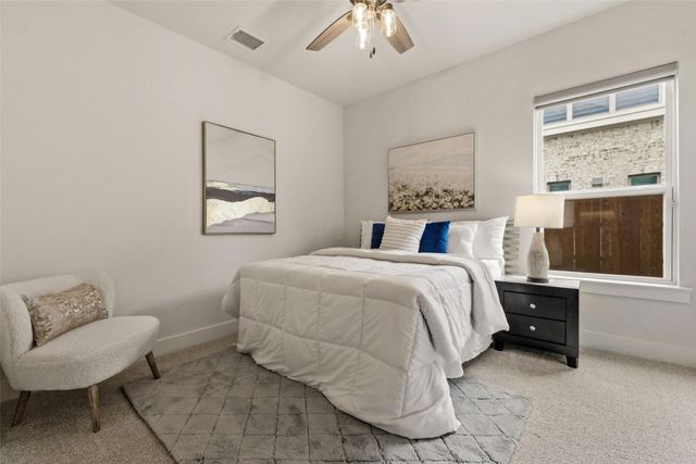 10404 Smarty Jones Street, Frisco, TX 75035