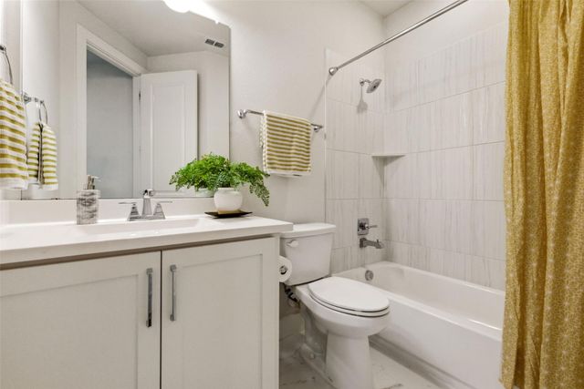 10404 Smarty Jones Street, Frisco, TX 75035