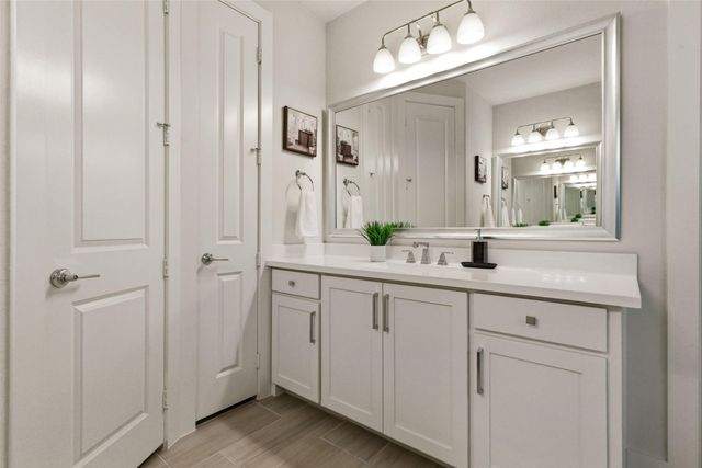 10404 Smarty Jones Street, Frisco, TX 75035