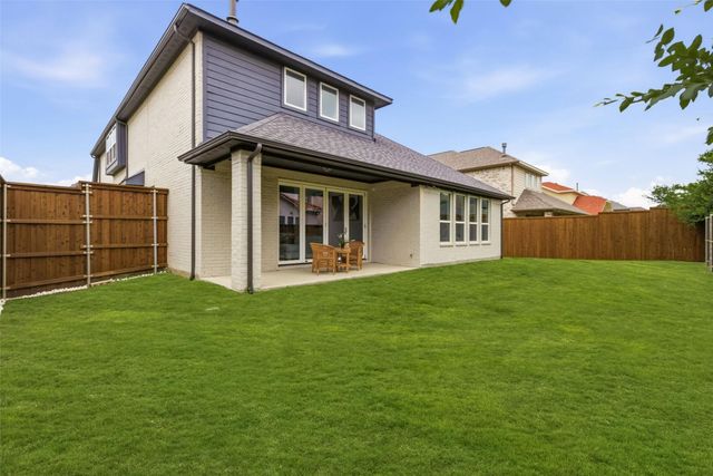 10404 Smarty Jones Street, Frisco, TX 75035