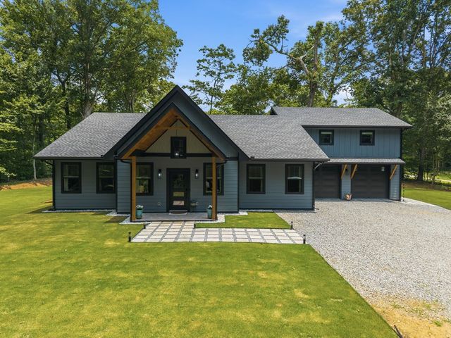381 Parks Drive, Ellijay, GA 30536