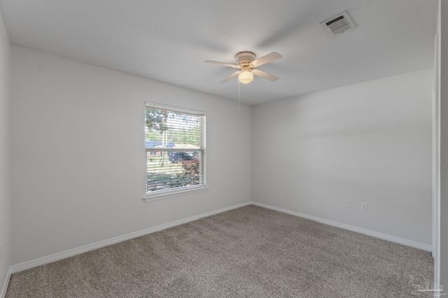 8145 Pamplona St, Navarre, FL 32566