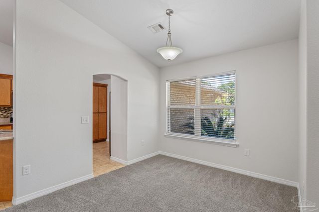 8145 Pamplona St, Navarre, FL 32566