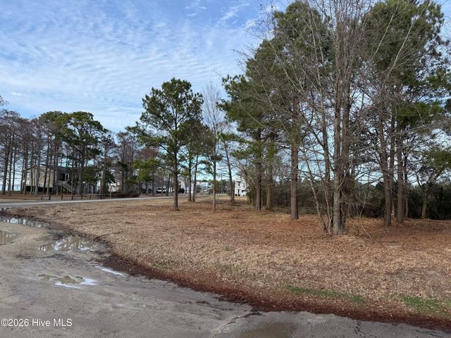 53 Bayside Drive, New Bern, NC 28560