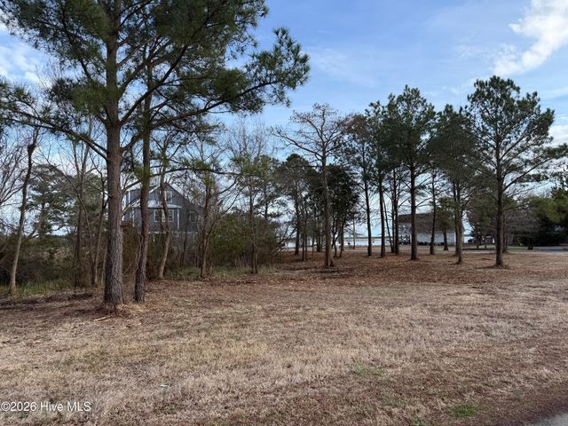 53 Bayside Drive, New Bern, NC 28560