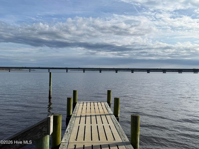 53 Bayside Drive, New Bern, NC 28560