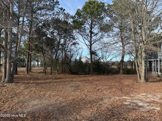 53 Bayside Drive, New Bern, NC 28560