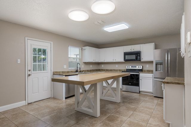 2228 Bradford Pear Drive, Little Elm, TX 75068