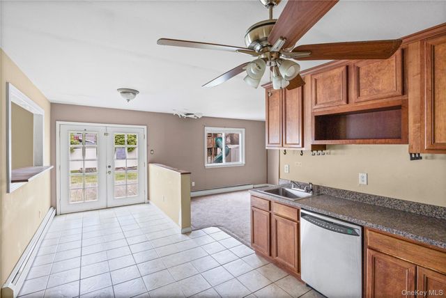 35 Timber Trail Lane, Medford, NY 11763