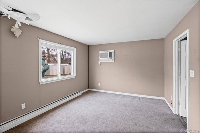 35 Timber Trail Lane, Medford, NY 11763