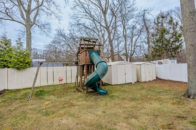 35 Timber Trail Lane, Medford, NY 11763