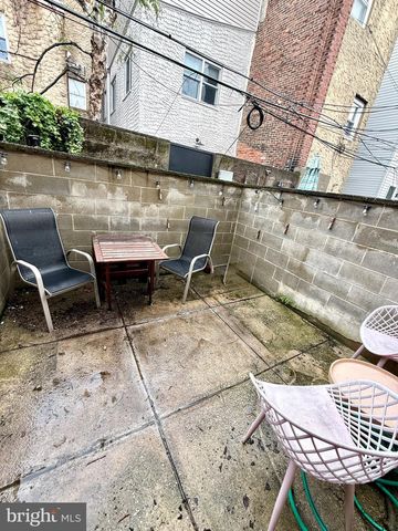 619 SEARS ST, Philadelphia, PA 19147