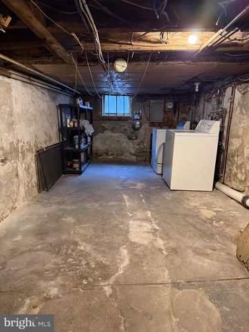 619 SEARS ST, Philadelphia, PA 19147